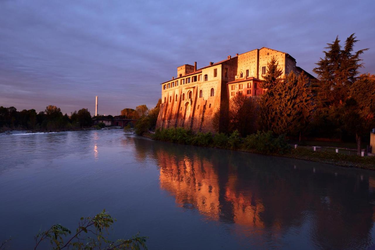 Готель Castello Visconteo Кассано-д'Адда Екстер'єр фото